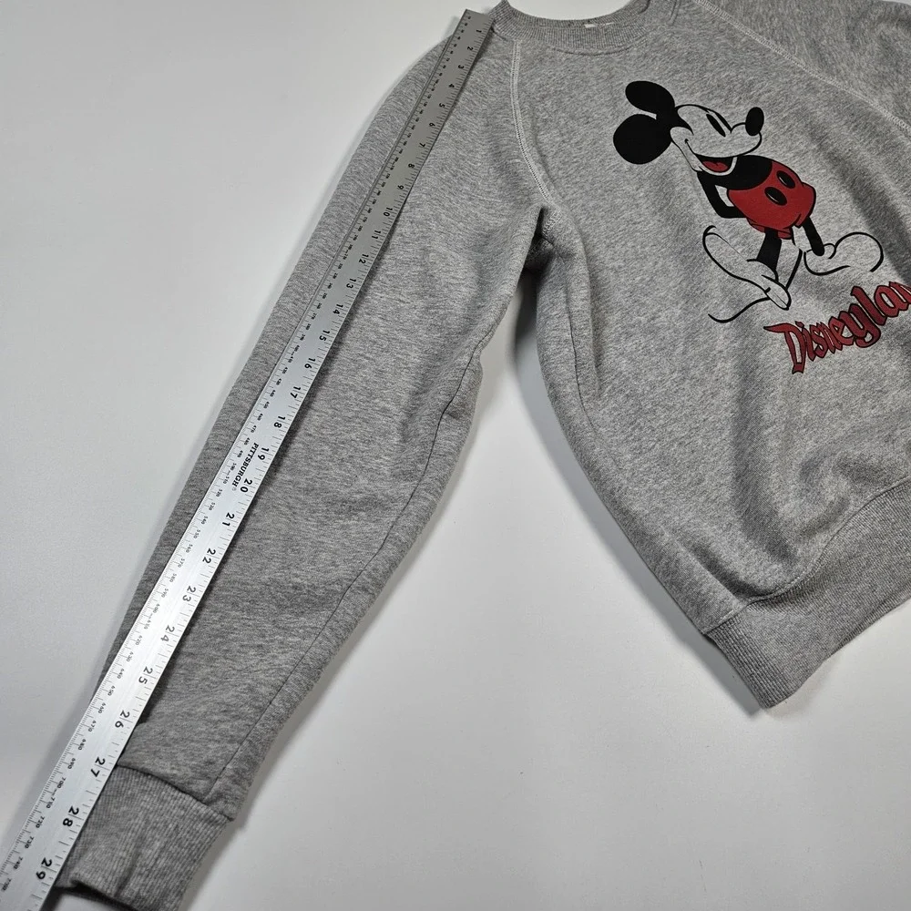Disneyland Gray Mickey Crewneck Sweater Pullover Womens Small Medium Vtg Vintage
